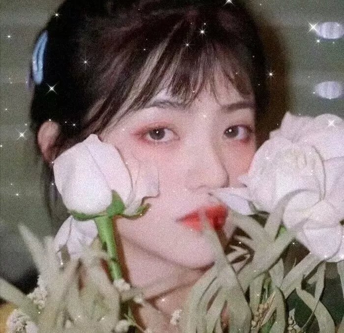 尤莉亚老师的红线